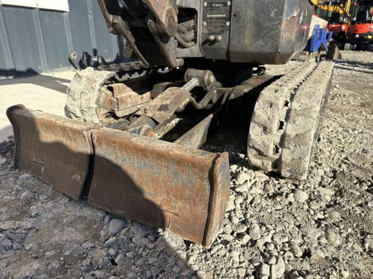 Bobcat E08 à 9 900 € HT - Mini excavator: picture 5 Bobcat E08 à 9 900 € HT - Mini excavator: picture 5