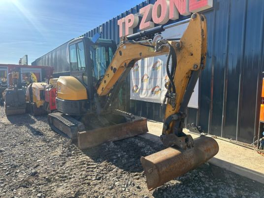 Bobcat E35 à 22 500€ HT - Mini excavator: picture 4 Bobcat E35 à 22 500€ HT - Mini excavator: picture 4