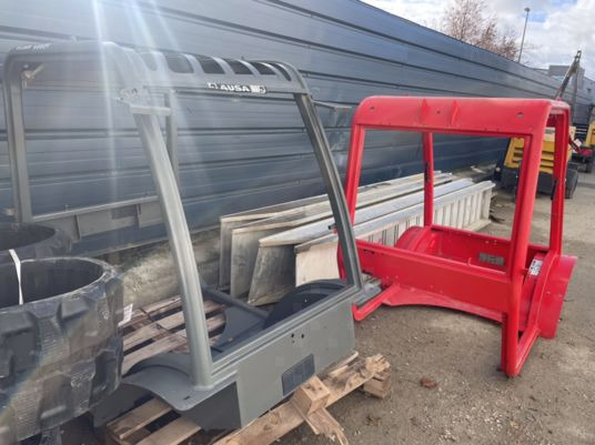 Cabine / Canopy / Rops pour Ausa - Cab for Material handling equipment: picture 2 Cabine / Canopy / Rops pour Ausa - Cab for Material handling equipment: picture 2