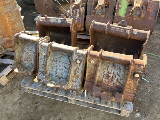 Godet arden QA11 - Excavator bucket: picture 1 Godet arden QA11 - Excavator bucket: picture 1