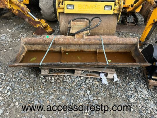 Godet de curage inclinable arden QA20 - QA21 - Excavator bucket: picture 1 Godet de curage inclinable arden QA20 - QA21 - Excavator bucket: picture 1