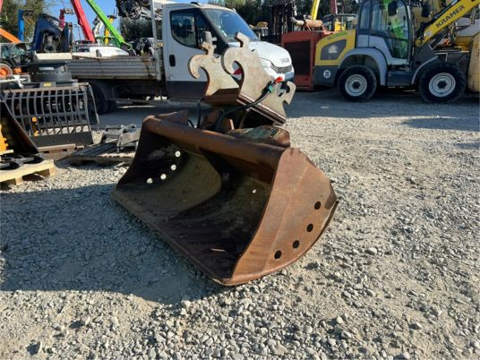 Godet tilt verachtert cw30s - cw40s - Excavator bucket for Construction machinery: picture 3 Godet tilt verachtert cw30s - cw40s - Excavator bucket for Construction machinery: picture 3