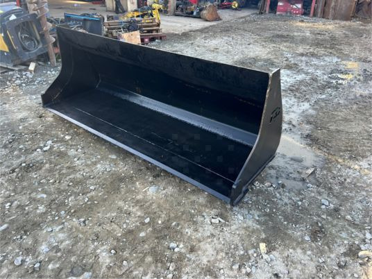Manitou Godet chargeur - Loader bucket: picture 3 Manitou Godet chargeur - Loader bucket: picture 3