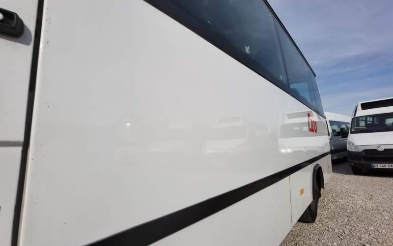 Suburban bus Mercedes-Benz Vario 813D miejsc 31+12 289tys km Winda: picture 17 Suburban bus Mercedes-Benz Vario 813D miejsc 31+12 289tys km Winda: picture 17