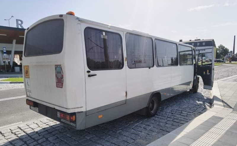 Mercedes-Benz Vario 814D 38+12 - Suburban bus: picture 3 Mercedes-Benz Vario 814D 38+12 - Suburban bus: picture 3