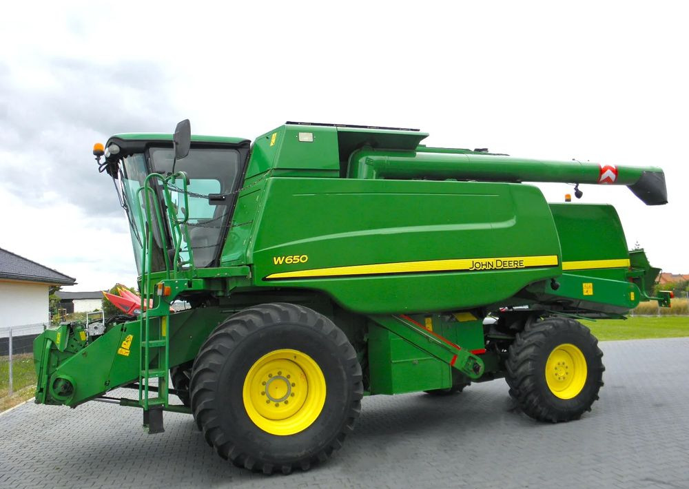 John Deere W650 2008 Rok, heder 6,7m, Nie Malowany, Stan Bardzo Dobry - Combine harvester: picture 3 John Deere W650 2008 Rok, heder 6,7m, Nie Malowany, Stan Bardzo Dobry - Combine harvester: picture 3