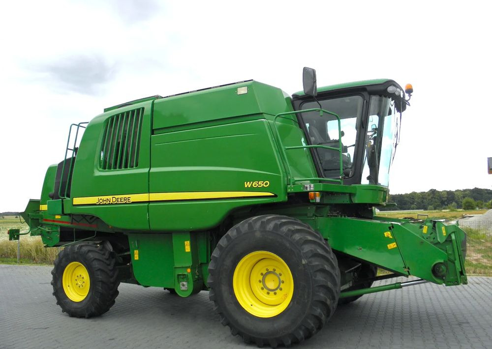 John Deere W650 2008 Rok, heder 6,7m, Nie Malowany, Stan Bardzo Dobry - Combine harvester: picture 4 John Deere W650 2008 Rok, heder 6,7m, Nie Malowany, Stan Bardzo Dobry - Combine harvester: picture 4