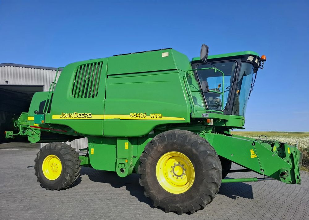 John Deere WTS 9640i 2005 Rok, heder 6,1m, Stol do rzepaku, Nie Malowany, Stan Bardzo Dobry - Combine harvester: picture 2 John Deere WTS 9640i 2005 Rok, heder 6,1m, Stol do rzepaku, Nie Malowany, Stan Bardzo Dobry - Combine harvester: picture 2