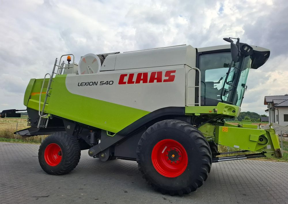 Claas Lexion 540 heder 6.6 m, Nie Malowany, Stan Bardzo Dobry - Other machinery: picture 1 Claas Lexion 540 heder 6.6 m, Nie Malowany, Stan Bardzo Dobry - Other machinery: picture 1