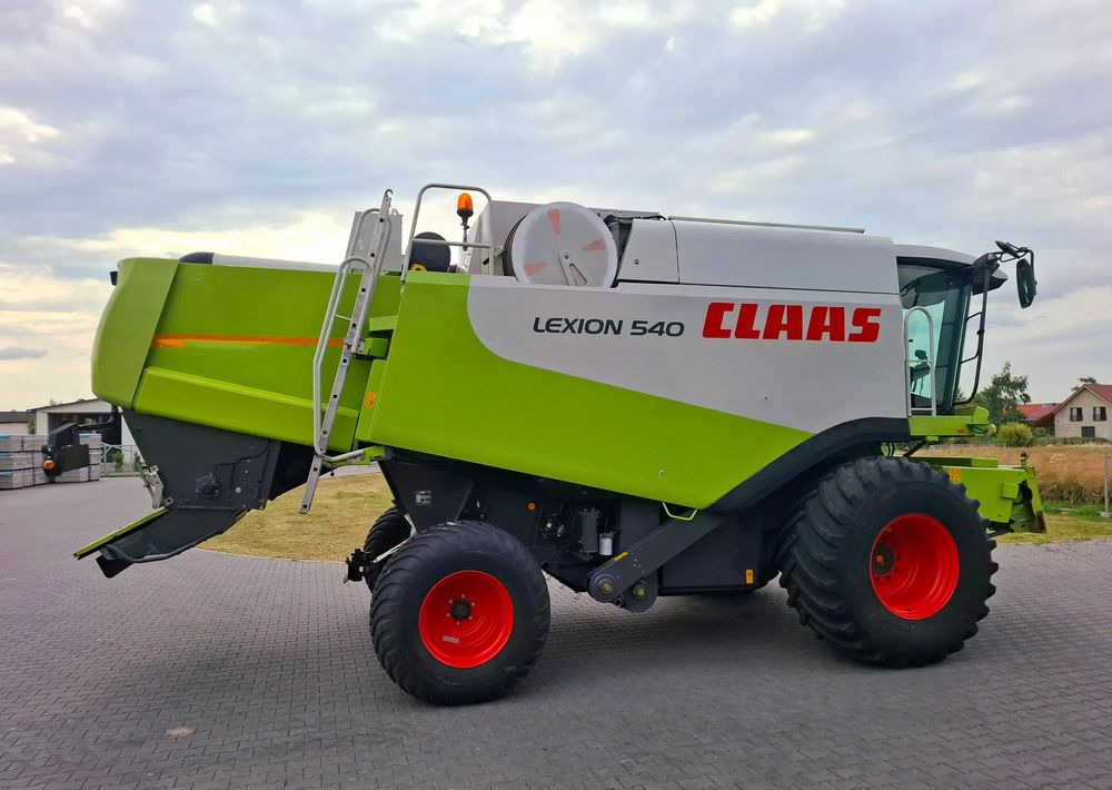 Claas Lexion 540 heder 6.6 m, Nie Malowany, Stan Bardzo Dobry - Other machinery: picture 4 Claas Lexion 540 heder 6.6 m, Nie Malowany, Stan Bardzo Dobry - Other machinery: picture 4