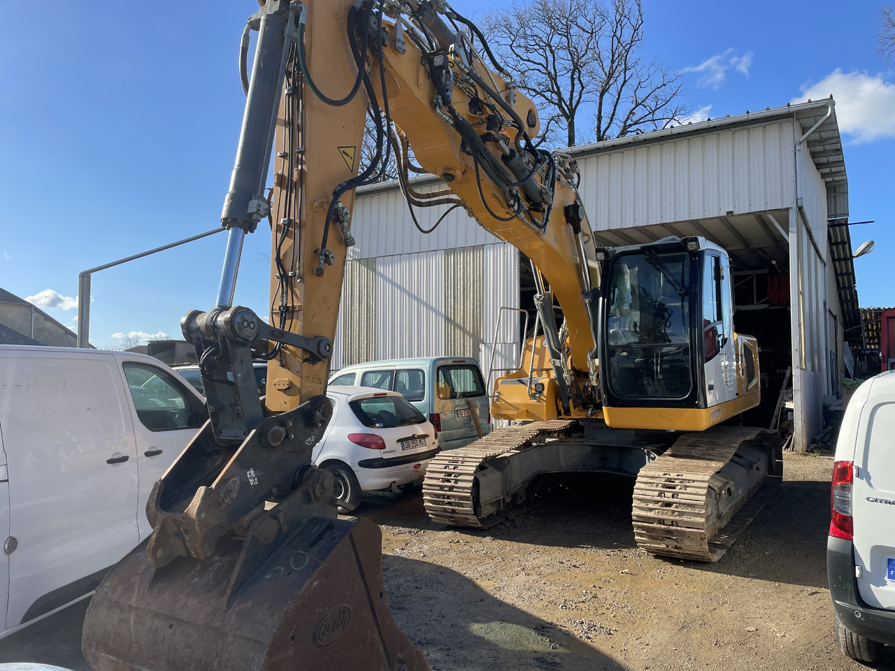 LIEBHERR R920 r920LC - Crawler excavator: picture 1 LIEBHERR R920 r920LC - Crawler excavator: picture 1