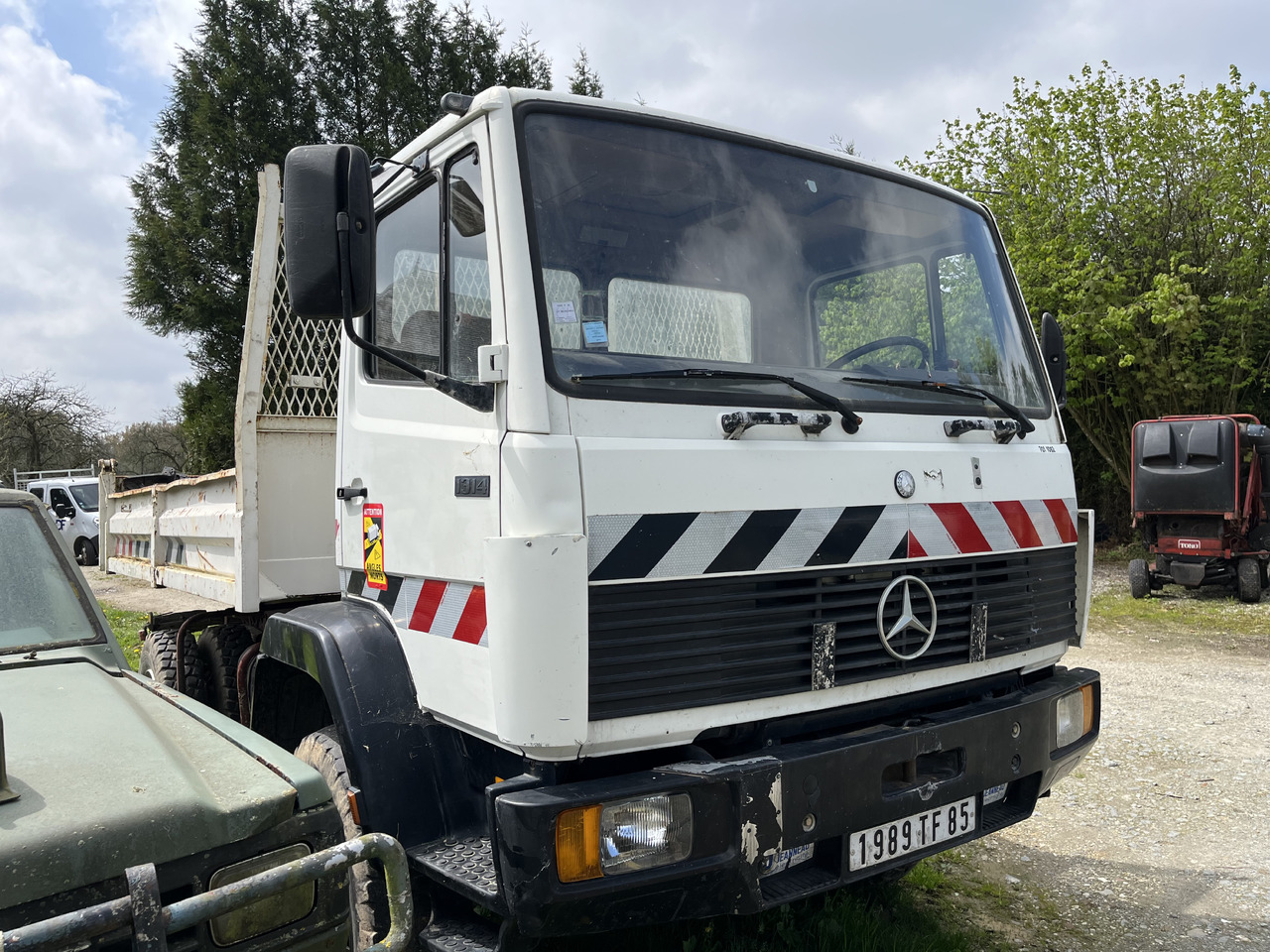 MERCEDES-BENZ 1314 benne 4x4 - Tipper: picture 2 MERCEDES-BENZ 1314 benne 4x4 - Tipper: picture 2