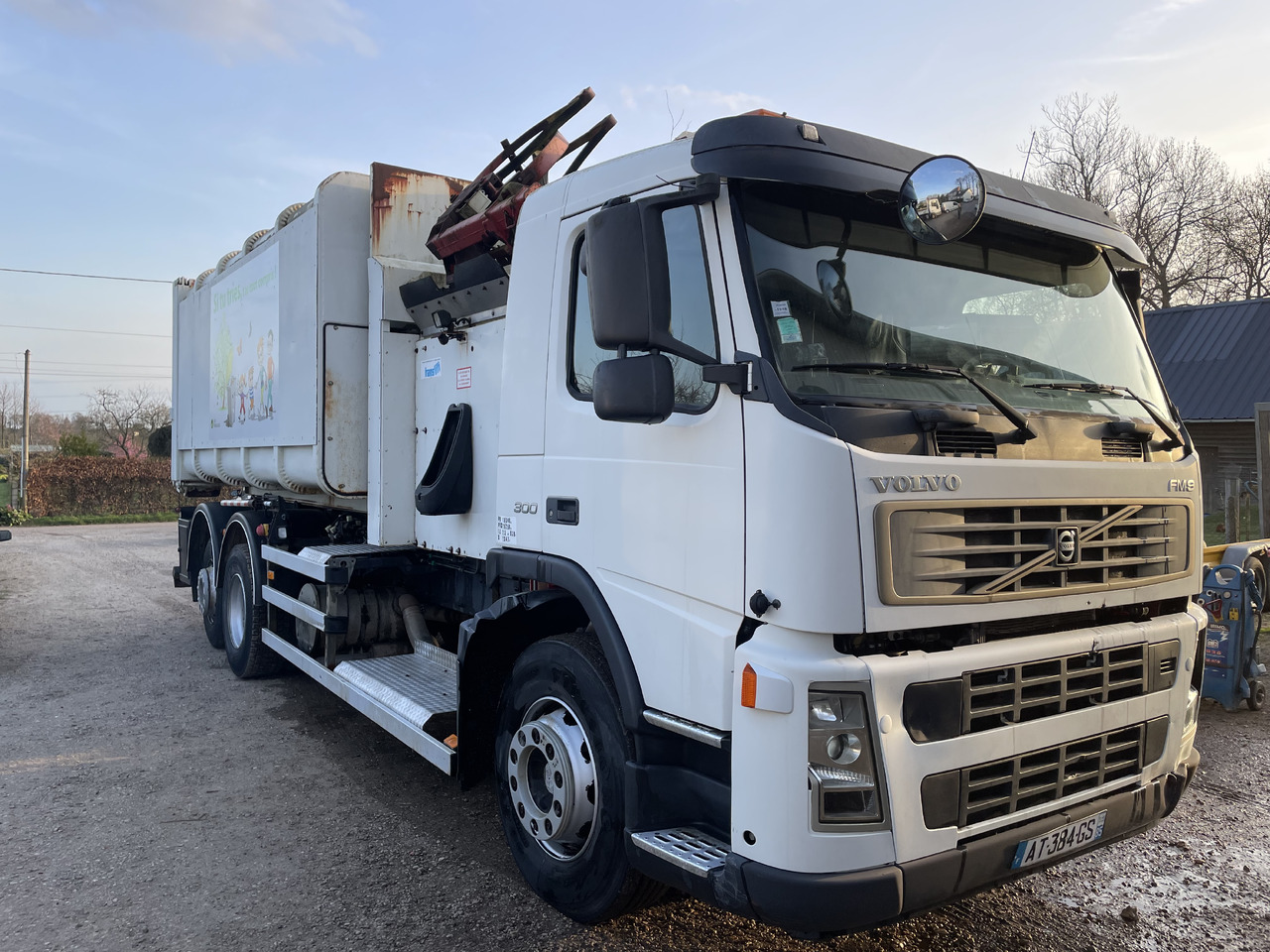 Volvo Fm9 300 - Garbage truck: picture 3 Volvo Fm9 300 - Garbage truck: picture 3