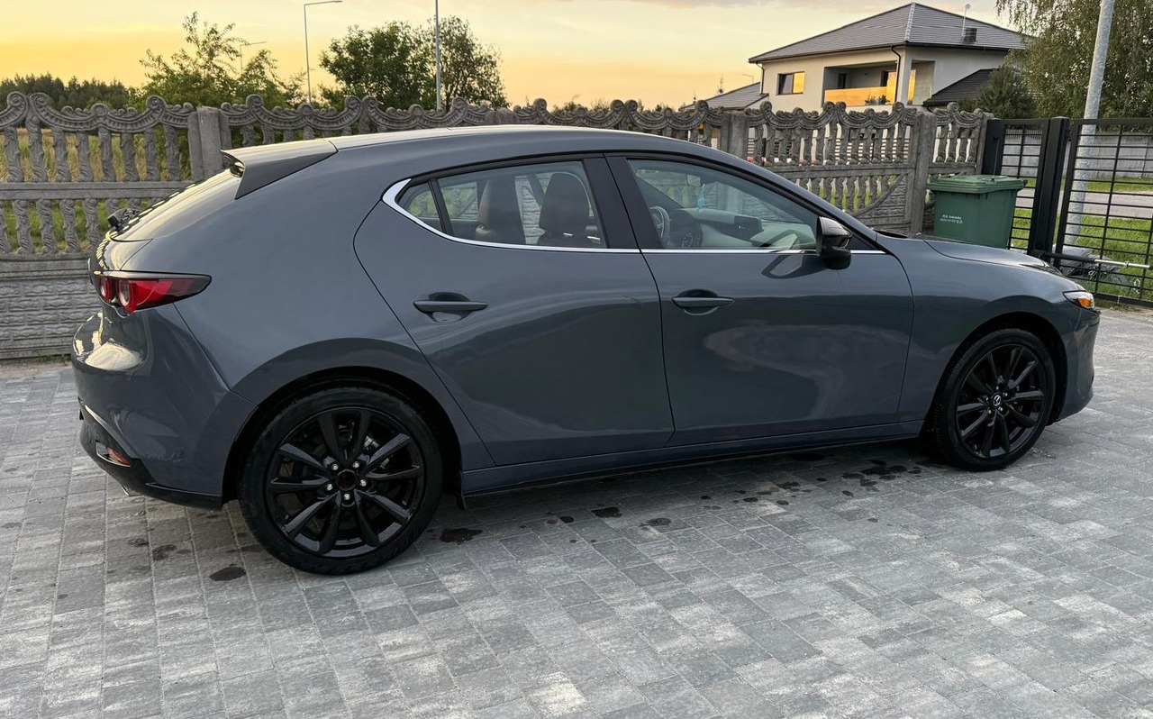 MAZDA 3 - Car: picture 1 MAZDA 3 - Car: picture 1