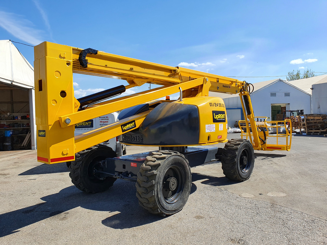 HAULOTTE HA 20 PX - Articulated boom: picture 3 HAULOTTE HA 20 PX - Articulated boom: picture 3