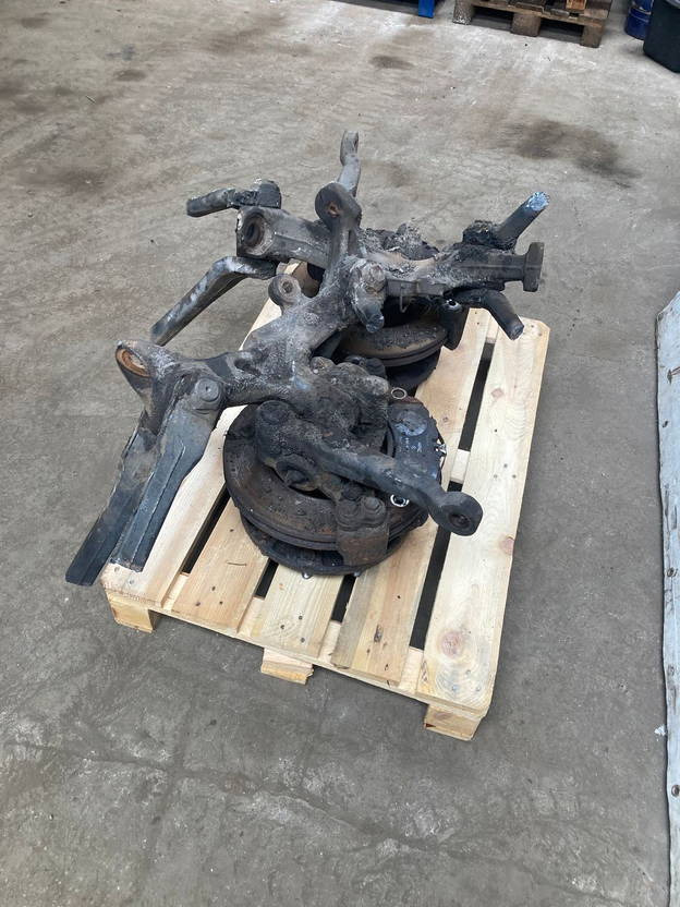 ZF Radnabe Mercedes Citaro Vorderachse Facelift RL 75 LE Solaris - Wheel hub for Bus: picture 3 ZF Radnabe Mercedes Citaro Vorderachse Facelift RL 75 LE Solaris - Wheel hub for Bus: picture 3