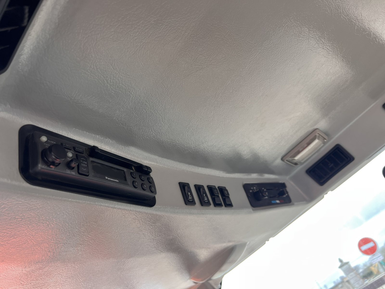 Kubota GL321 - Compact tractor: picture 5 Kubota GL321 - Compact tractor: picture 5