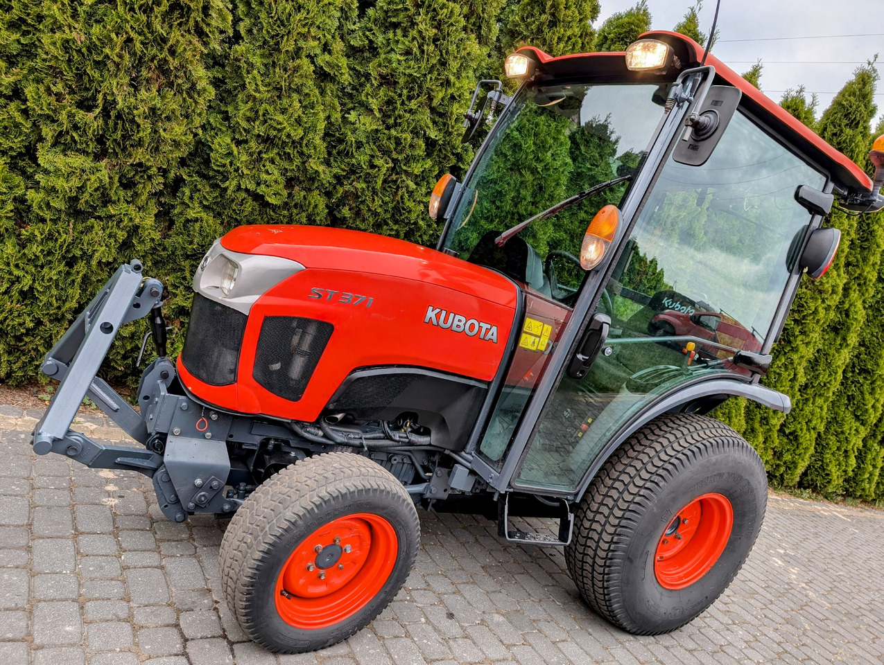 Kubota ST371 - Agricultural machinery: picture 3 Kubota ST371 - Agricultural machinery: picture 3