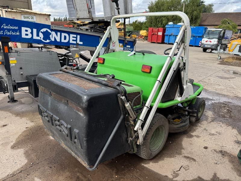 ETESIA HYDRO124D - Garden mower: picture 3 ETESIA HYDRO124D - Garden mower: picture 3