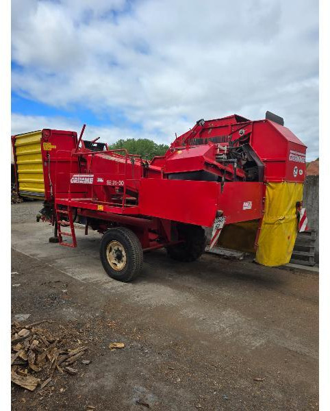 GRIMME SE 75/30 UB - Potato harvester: picture 2 GRIMME SE 75/30 UB - Potato harvester: picture 2