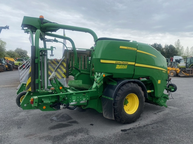 JOHN DEERE C441R - Round baler, Bale wrapper: picture 4 JOHN DEERE C441R - Round baler, Bale wrapper: picture 4