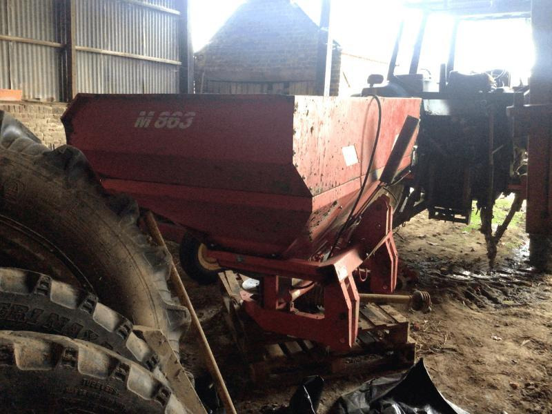 KUHN MDS732 - Fertilizer spreader: picture 5 KUHN MDS732 - Fertilizer spreader: picture 5