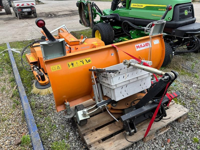 MAJAR LNAV150 - Snow plough: picture 3 MAJAR LNAV150 - Snow plough: picture 3