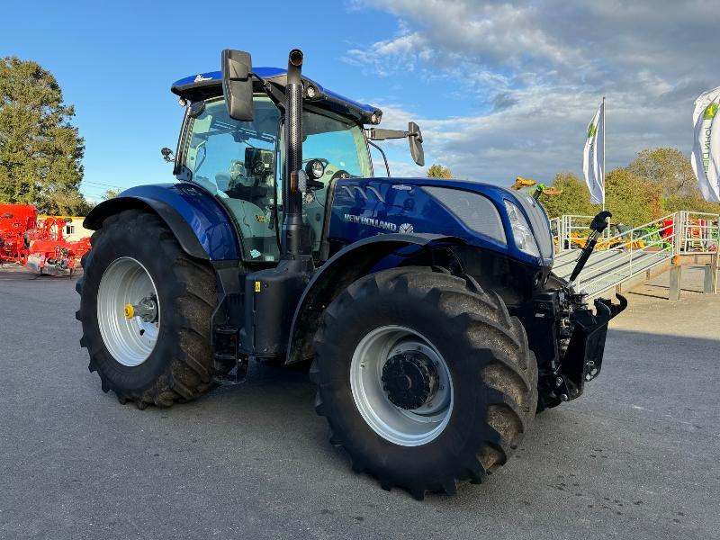 NEW-HOLLAND T7.245 AC - Farm tractor: picture 3 NEW-HOLLAND T7.245 AC - Farm tractor: picture 3