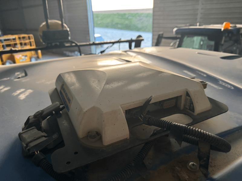 TRIMBLE AG372 - Navigation system for Agricultural machinery: picture 2 TRIMBLE AG372 - Navigation system for Agricultural machinery: picture 2
