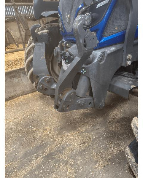 VALTRA N154 VERSU - Farm tractor: picture 4 VALTRA N154 VERSU - Farm tractor: picture 4