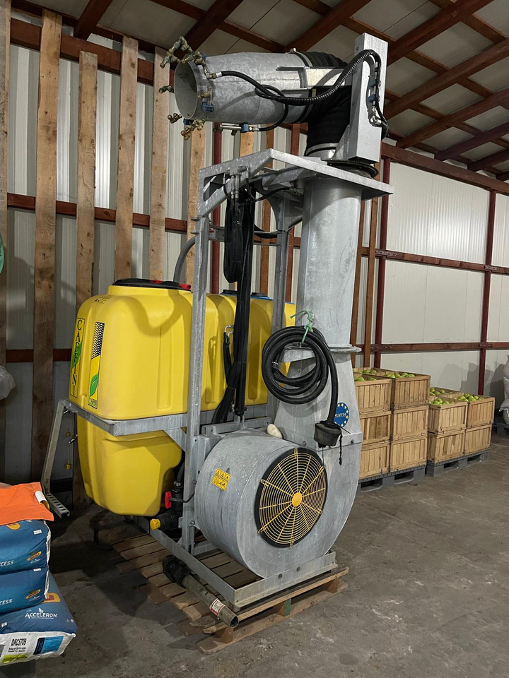 CAFFINI PUNTAROSA 1000 HERBICIDE PUMP - Tractor mounted sprayer: picture 1 CAFFINI PUNTAROSA 1000 HERBICIDE PUMP - Tractor mounted sprayer: picture 1