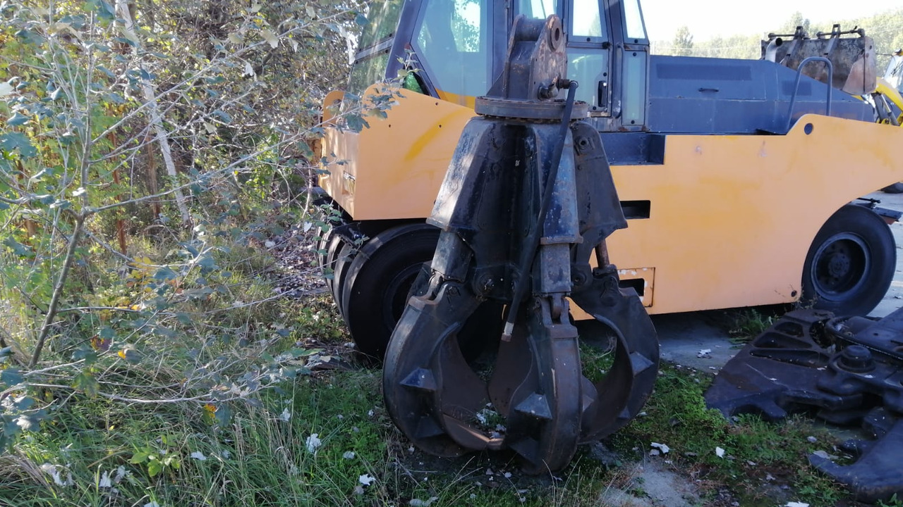 High capacity grapple-Scrap iron/Concrete/Demolition - Grapple: picture 2 High capacity grapple-Scrap iron/Concrete/Demolition - Grapple: picture 2