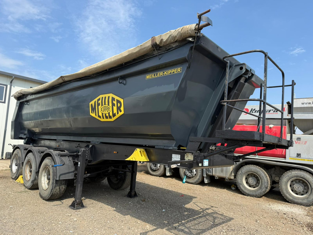 MEILLER TIPPER SEMI-TRAILER - Tipper semi-trailer: picture 3 MEILLER TIPPER SEMI-TRAILER - Tipper semi-trailer: picture 3