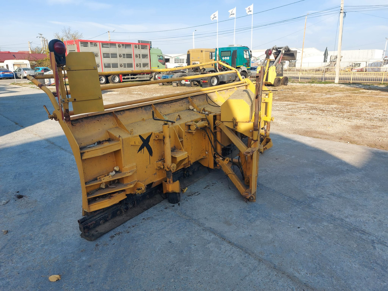 Nido Plow / Snow Blade / – Nido Universal Electrohidraulik – Sn 252 - Snow plough: picture 5 Nido Plow / Snow Blade / – Nido Universal Electrohidraulik – Sn 252 - Snow plough: picture 5