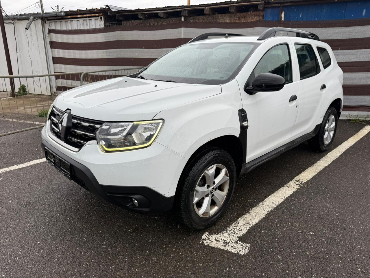RENAULT DUSTER 4X4 - SUV: picture 3 RENAULT DUSTER 4X4 - SUV: picture 3