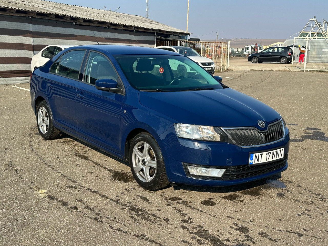 SKODA RAPID - Car: picture 3 SKODA RAPID - Car: picture 3
