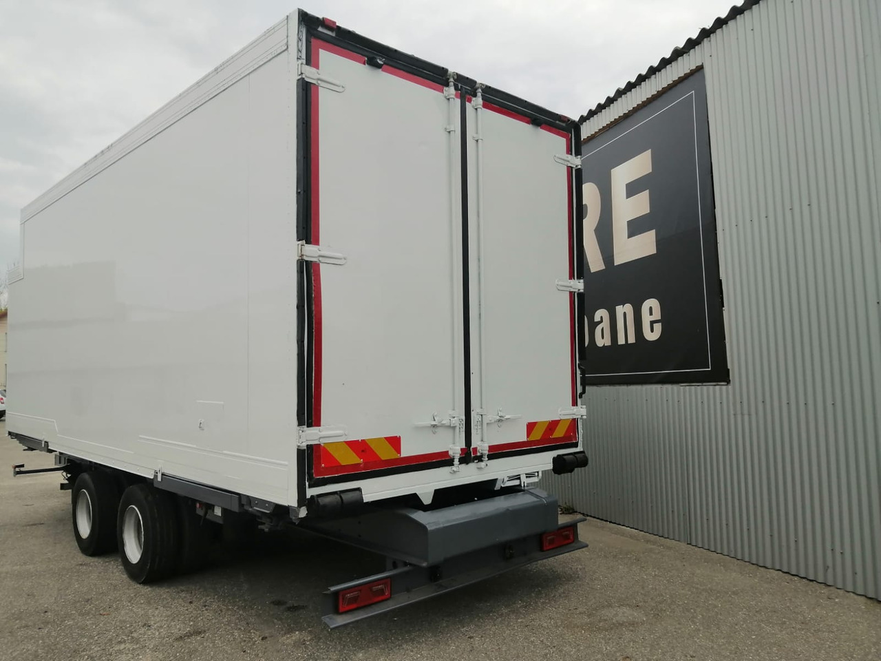 Schmitz Cargobull Container BDF Refrigerated, Meat Lines, Thermo King - Refrigerator trailer: picture 4 Schmitz Cargobull Container BDF Refrigerated, Meat Lines, Thermo King - Refrigerator trailer: picture 4