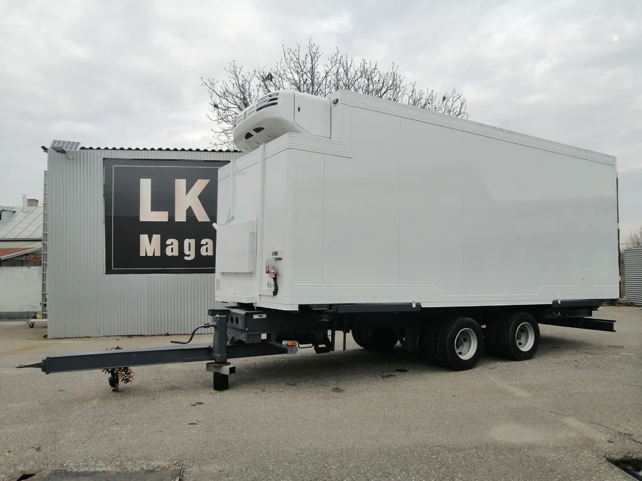 Schmitz Cargobull Container BDF Refrigerated, Meat Lines, Thermo King - Refrigerator trailer: picture 1 Schmitz Cargobull Container BDF Refrigerated, Meat Lines, Thermo King - Refrigerator trailer: picture 1