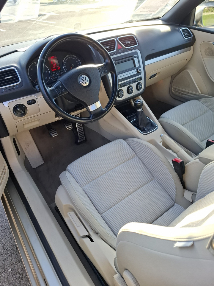 Volkswagen Eos Cabrio - Convertible: picture 5 Volkswagen Eos Cabrio - Convertible: picture 5