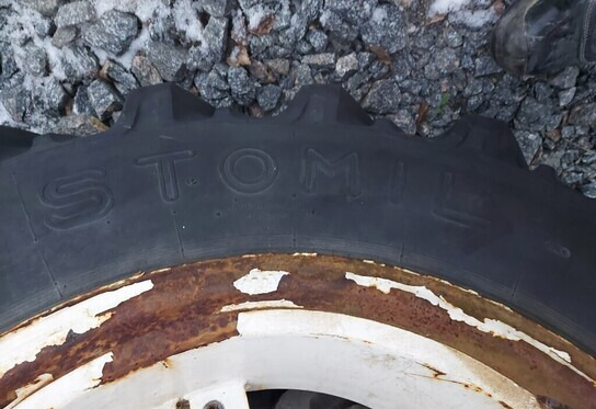 14.9R28 rengas - Valtra - Tire for Farm tractor: picture 5 14.9R28 rengas - Valtra - Tire for Farm tractor: picture 5