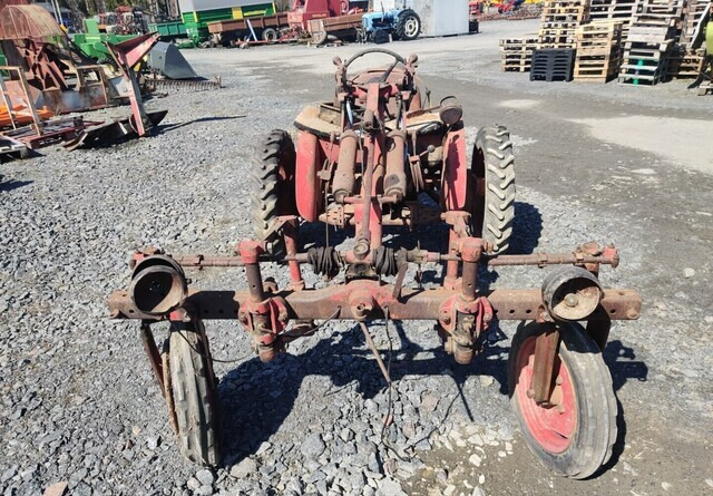 David Brown 2D TRAKTORI - HARVINAISUUS - Farm tractor: picture 4 David Brown 2D TRAKTORI - HARVINAISUUS - Farm tractor: picture 4