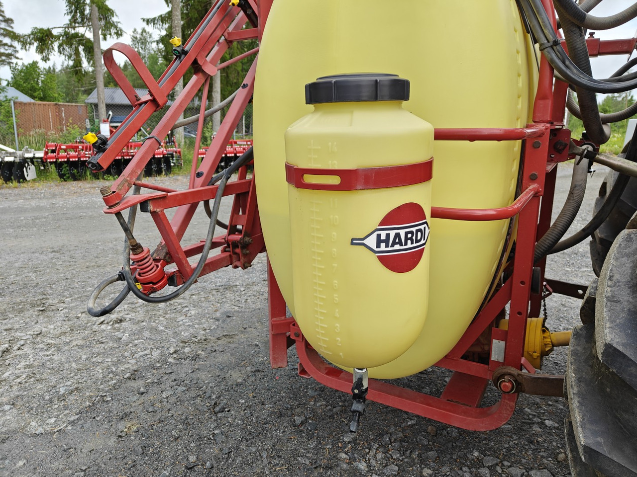 HARDI NK 800L/12M kasvinsuojeluruisku - juuri leimattu - Sprayer: picture 4 HARDI NK 800L/12M kasvinsuojeluruisku - juuri leimattu - Sprayer: picture 4