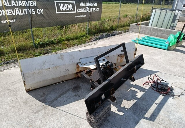 Lumilevy 230cm - vinssillä - Snow plough for Agricultural machinery: picture 3 Lumilevy 230cm - vinssillä - Snow plough for Agricultural machinery: picture 3