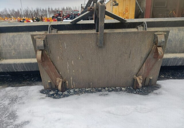 Lumilevy - Puskulevy 350cm - EURO ja 3pistekiinnitys - Snow plough for Agricultural machinery: picture 5 Lumilevy - Puskulevy 350cm - EURO ja 3pistekiinnitys - Snow plough for Agricultural machinery: picture 5