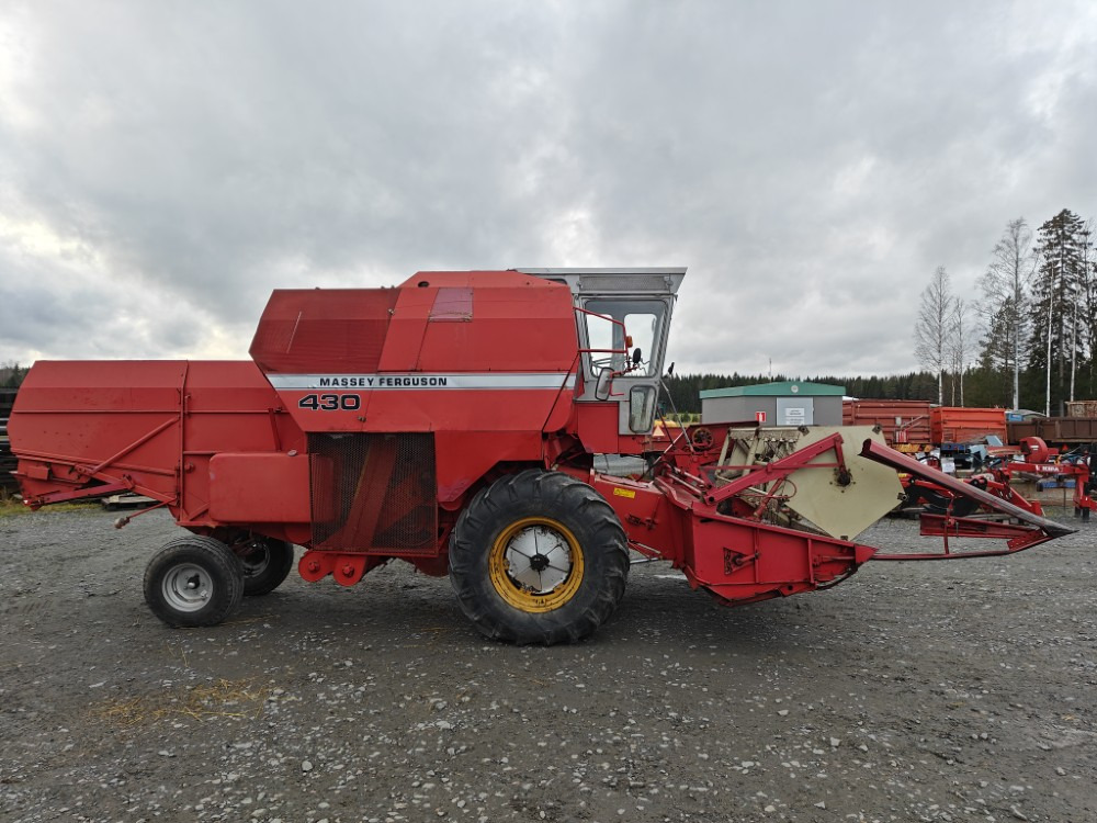 MASSEY FERGUSON 430 - Combine harvester: picture 5 MASSEY FERGUSON 430 - Combine harvester: picture 5