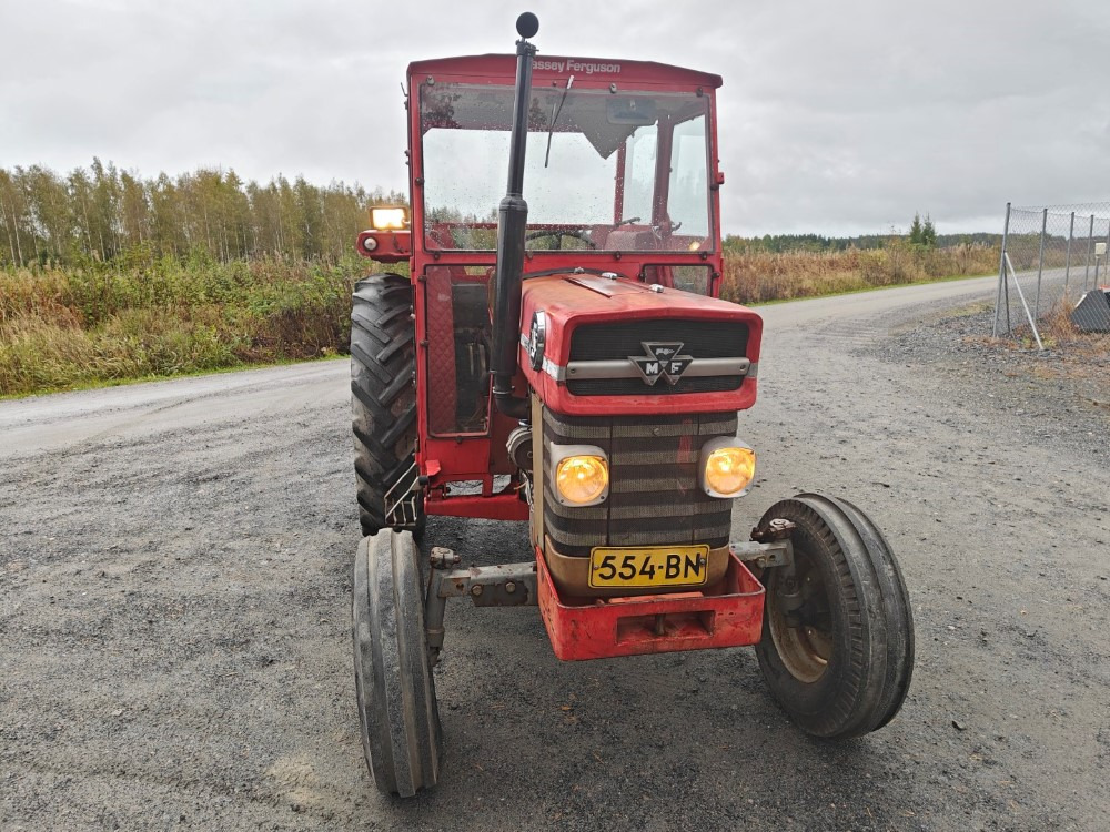 Massey Ferguson 165S Lisähydrauliikalla, katso video! - Farm tractor: picture 5 Massey Ferguson 165S Lisähydrauliikalla, katso video! - Farm tractor: picture 5