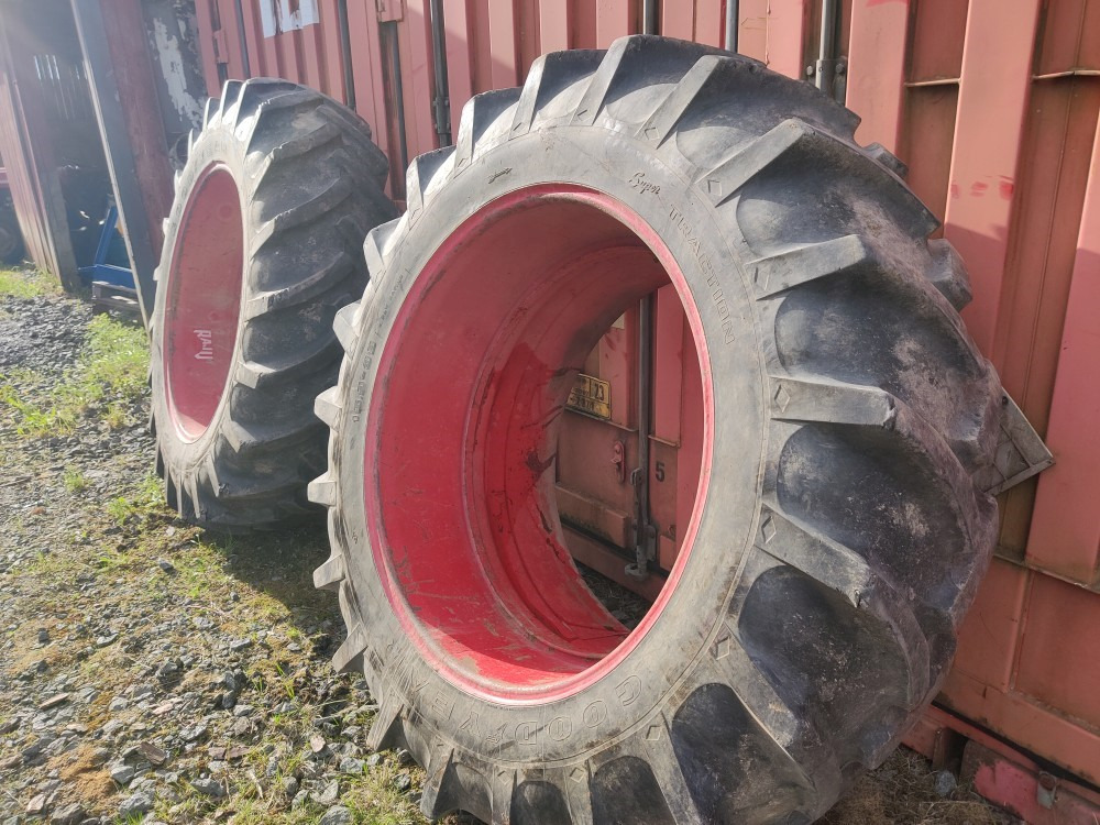Paripyörät 16.9x38 Raju liukukaulusvanteilla - Tire for Farm tractor: picture 4 Paripyörät 16.9x38 Raju liukukaulusvanteilla - Tire for Farm tractor: picture 4