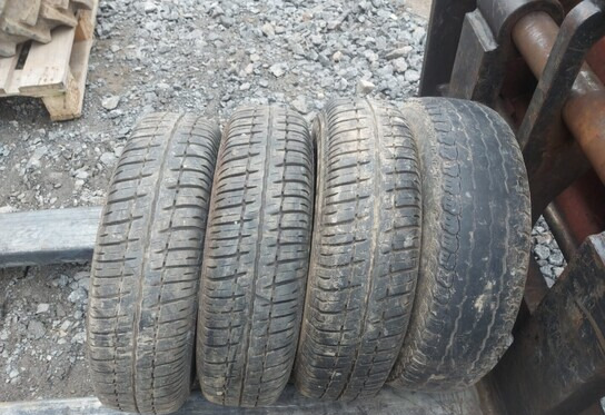 Renkaat 12 tuumaa vanteilla - Wheels and tires for Agricultural machinery: picture 3 Renkaat 12 tuumaa vanteilla - Wheels and tires for Agricultural machinery: picture 3