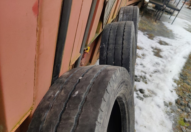 Renkaat 5 kpl koko 205/65R17.5 - Tire for Agricultural machinery: picture 3 Renkaat 5 kpl koko 205/65R17.5 - Tire for Agricultural machinery: picture 3