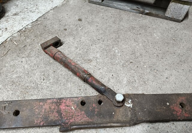 Vetovarret traktorista - Spare parts for Farm tractor: picture 5 Vetovarret traktorista - Spare parts for Farm tractor: picture 5